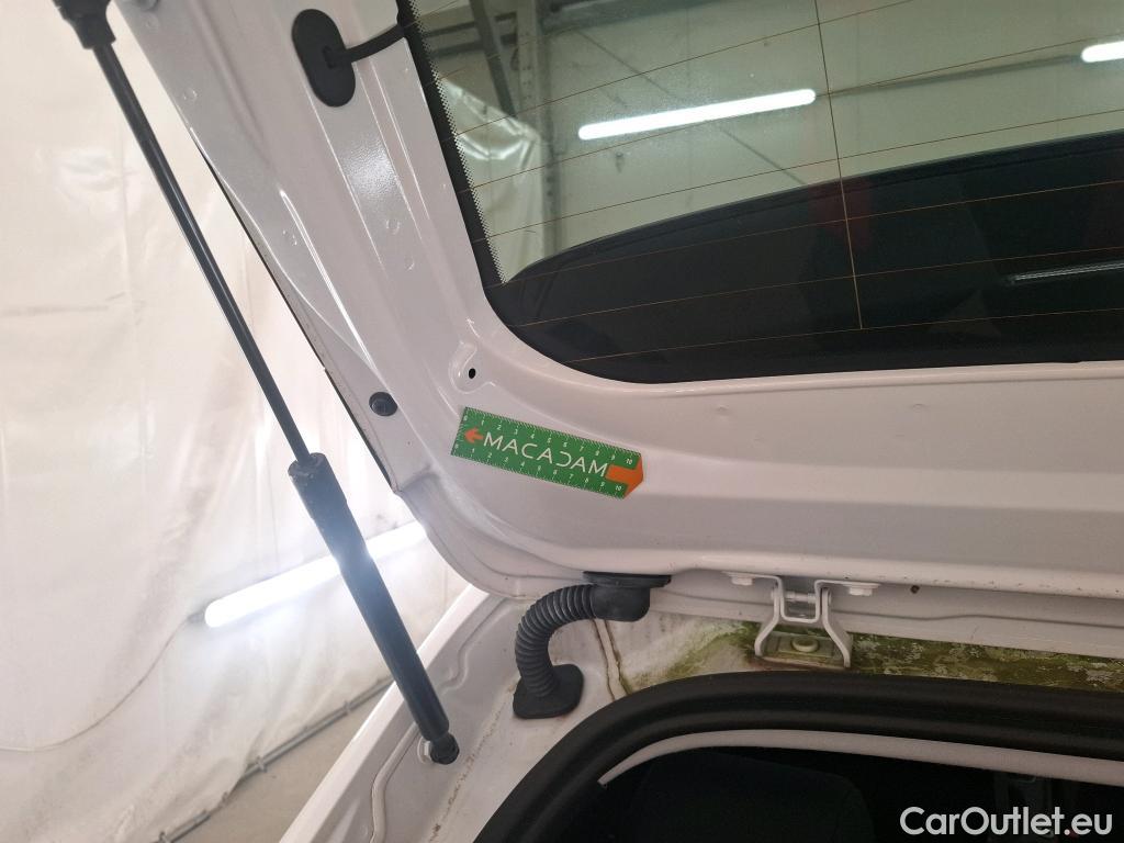  Peugeot  208  Style 1.2 PureTech 75CV BVM5 E6d #10