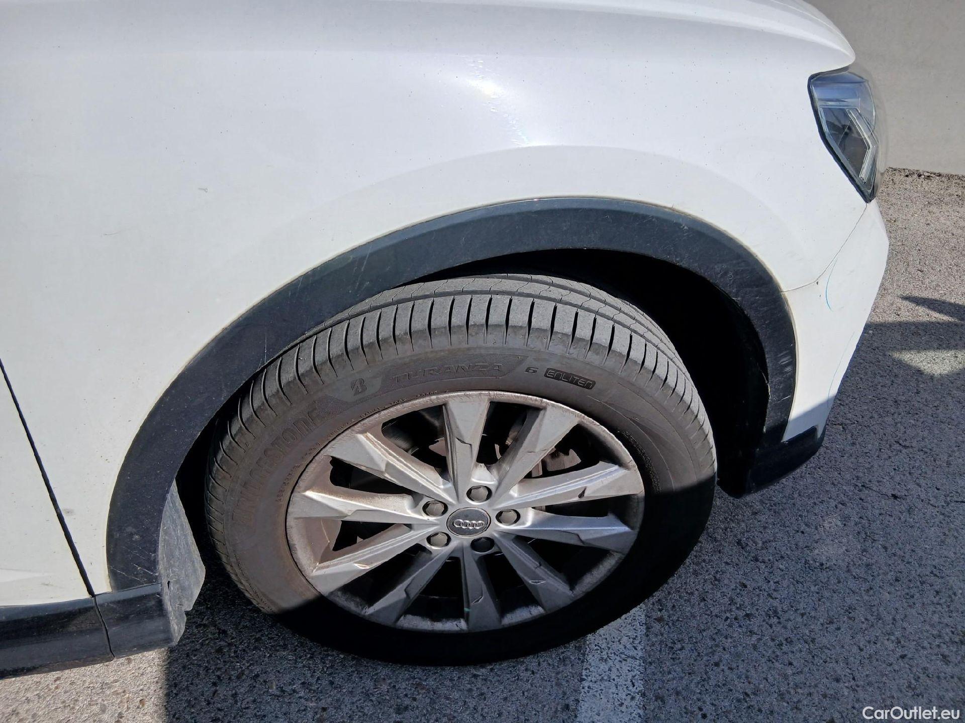  Audi  Q3 AUDI  Sportback / 2019 / 5P / todoterreno 40 TDI 140kW S tronic Quattro Advanced #63