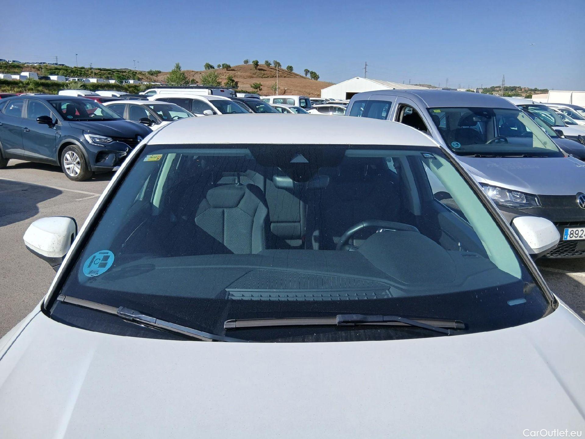  Audi  Q3 AUDI  Sportback / 2019 / 5P / todoterreno 40 TDI 140kW S tronic Quattro Advanced #4