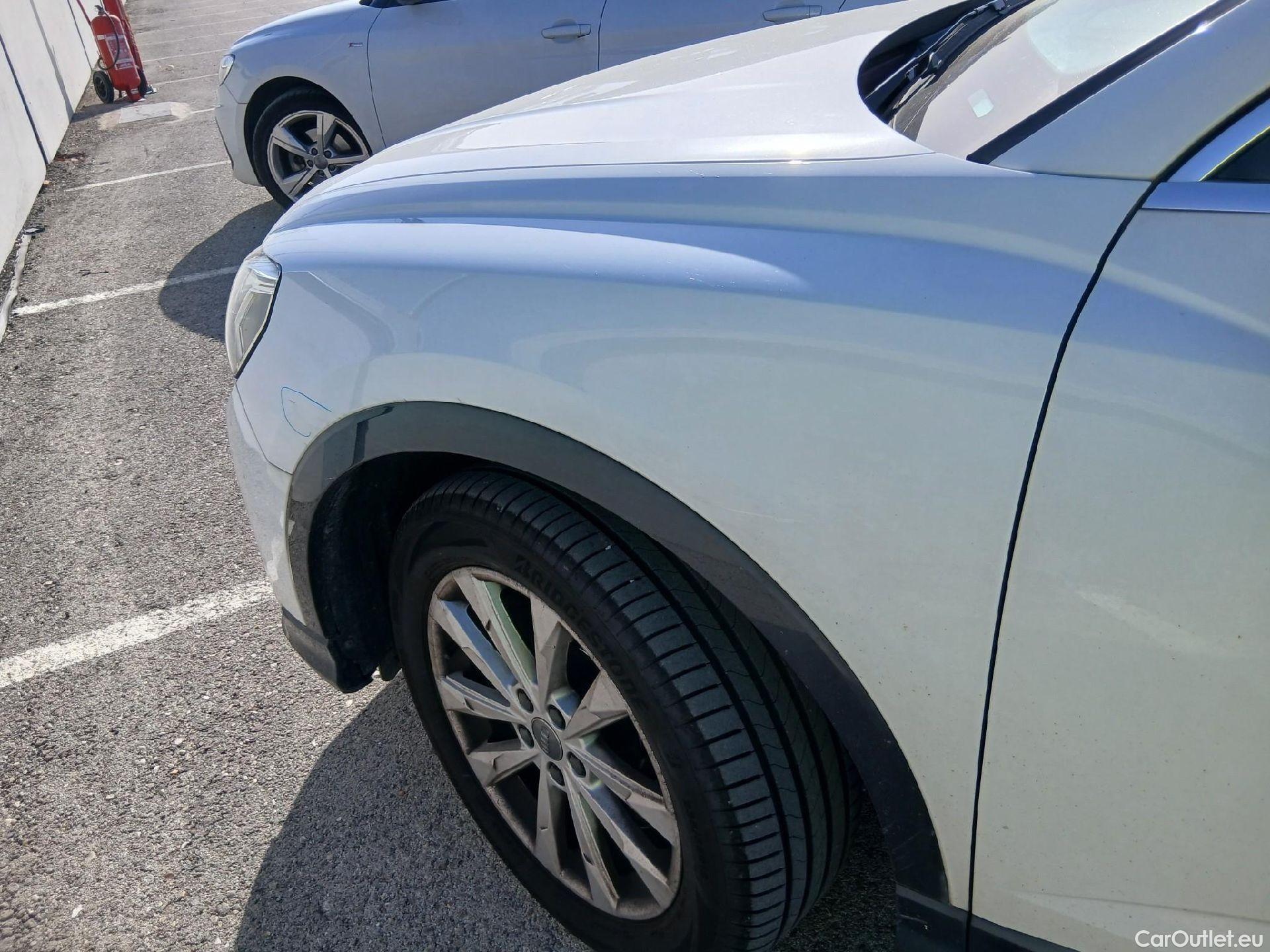  Audi  Q3 AUDI  Sportback / 2019 / 5P / todoterreno 40 TDI 140kW S tronic Quattro Advanced #14