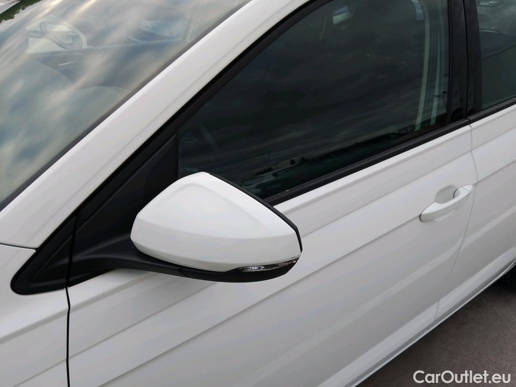  Volkswagen  Polo VOLKSWAGEN  / 2017 / 5P / berlina con portón Advance 1.0 TSI 70kW (95CV) #27