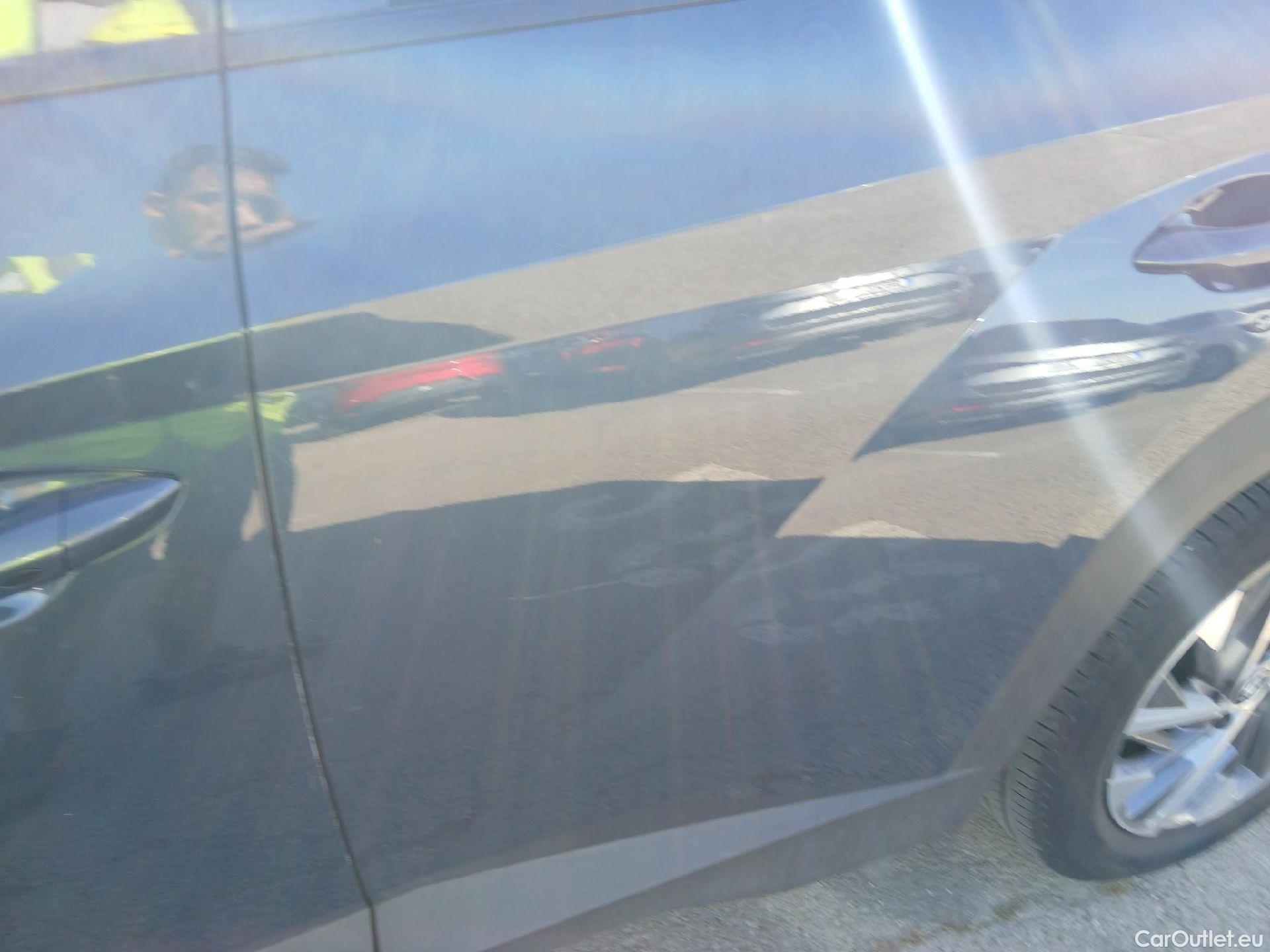  Hyundai  Tucson HYUNDAI  / 2020 / 5P / todoterreno 1.6 CRDI 100kW (136CV) 48V Tecno Sky #11
