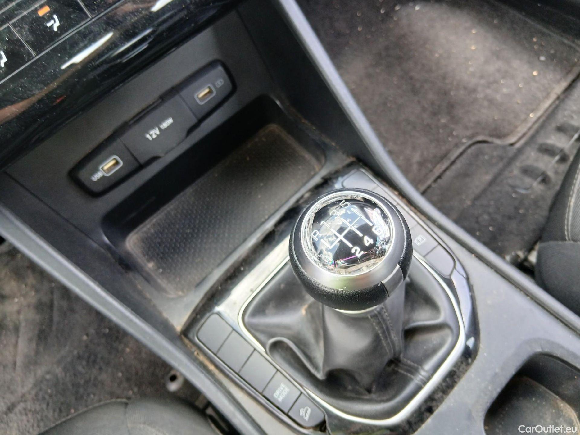  Hyundai  Tucson HYUNDAI  1.6 CRDI 115 CV Klass #14