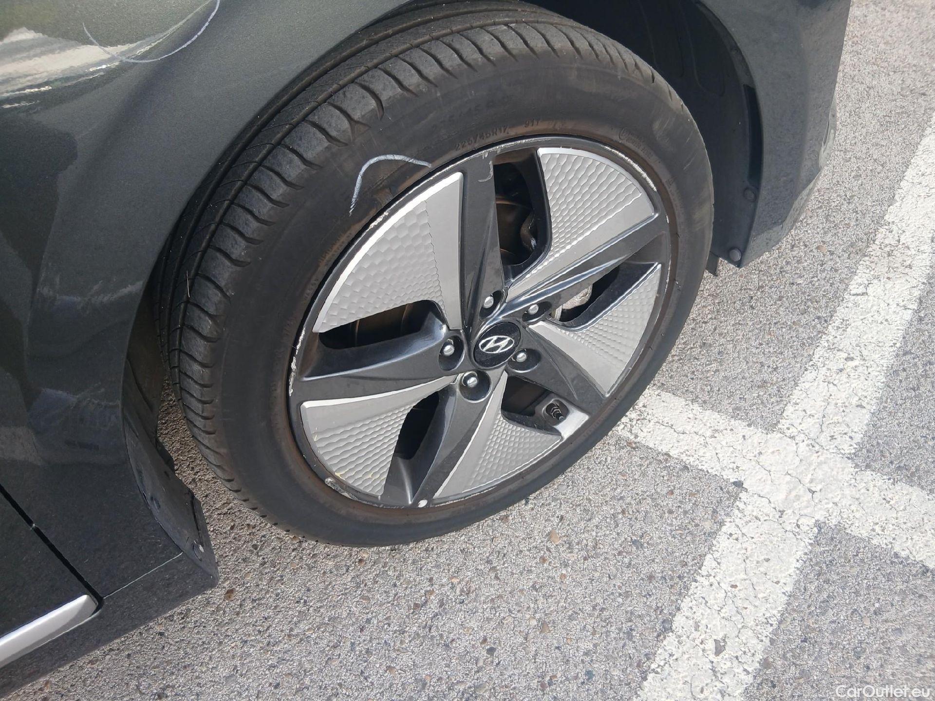  Hyundai   Ioniq HYUNDAI 1.6 GDI HEV Tecno DCT 140 CV #34