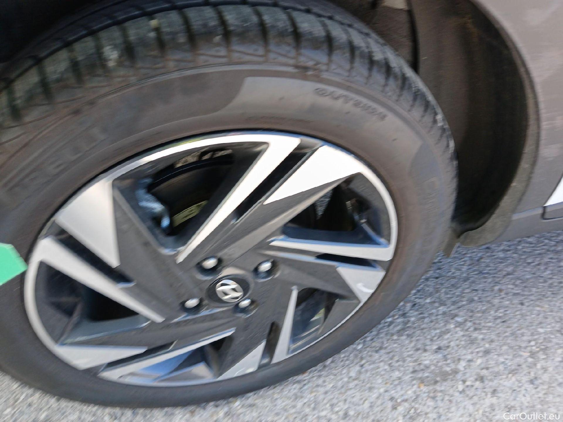  Hyundai  Bayon HYUNDAI  1.0 TGDI 100 CV Maxx DCT #43