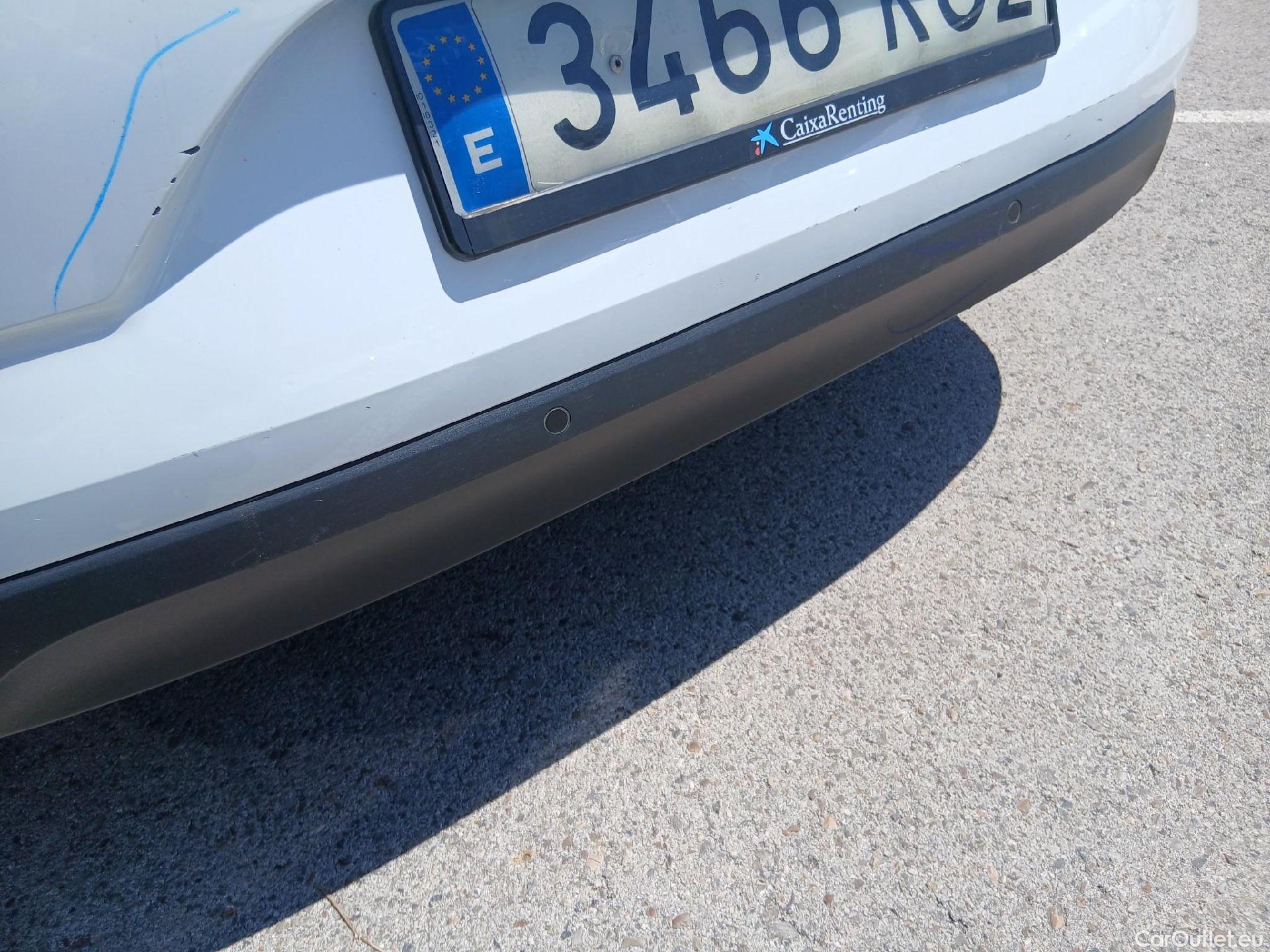  Renault  Megane RENAULT MÉGANE 5p 4G berlina con portón Intens Energy dCi 81kW (110CV) #21