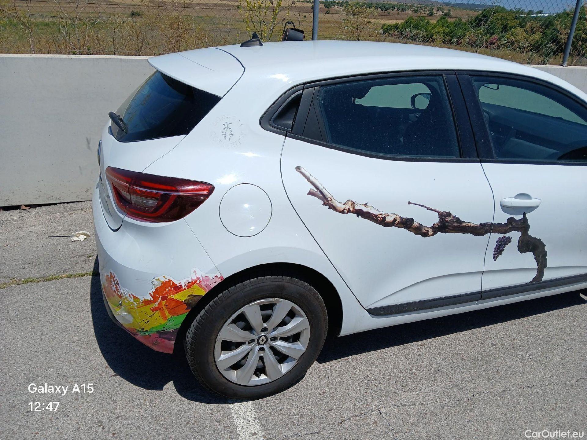  Renault  Clio RENAULT  / 2019 / 5P / berlina con portón Business Blue dCi 74kW (100CV) #4