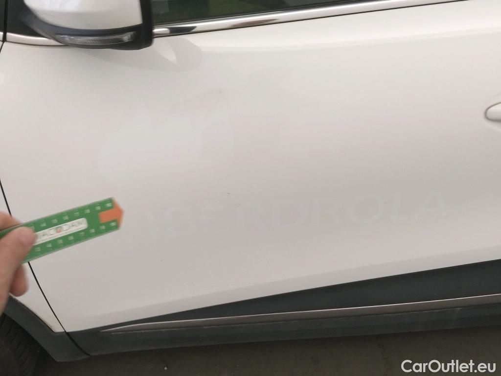  Renault  Kadjar RENAULT  5p 1G berlina con portón Tech Road Energy dCi 96kW (130CV) 4x4 #13