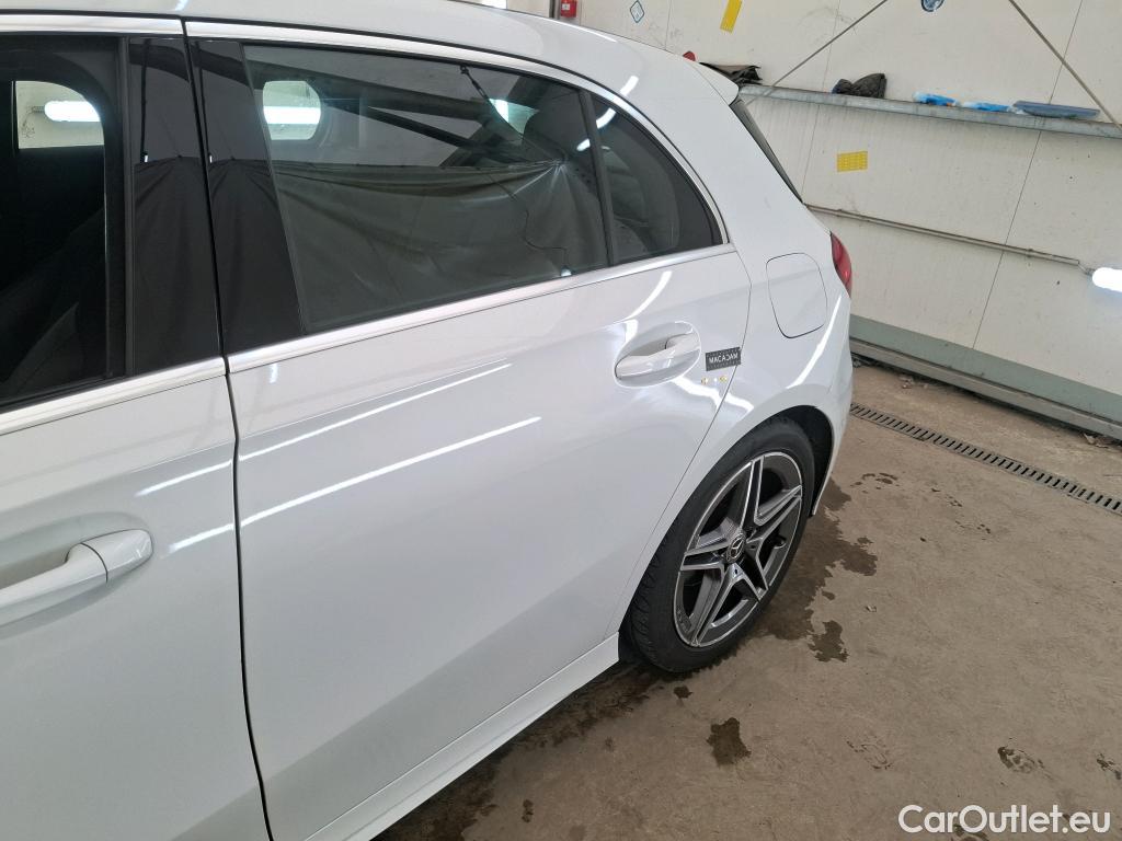  Mercedes  A-Klasse MERCEDES-BENZ Classe A Compact / 2018 / 5P / Berline A 180 AMG Line #86