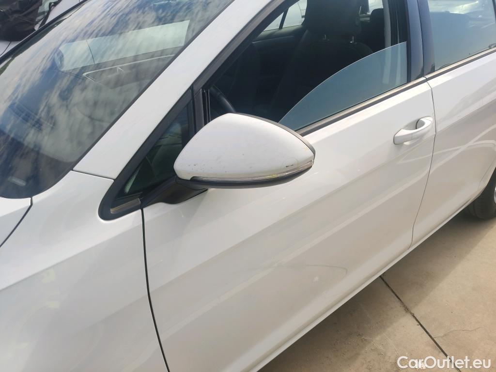  Volkswagen  Golf  VOLKSWAGEN / 2016 / 5P / berlina con portón Ready2Go 1.6 TDI 85kW (115CV) #32
