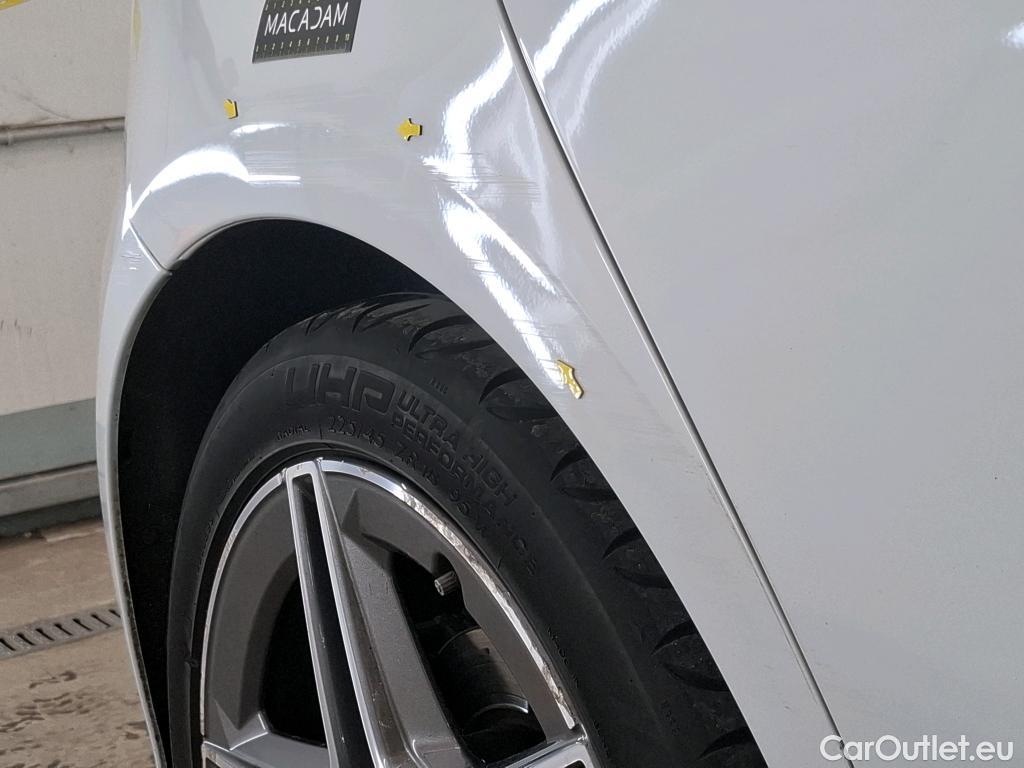  Mercedes  A-Klasse MERCEDES-BENZ Classe A Compact / 2018 / 5P / Berline A 180 AMG Line #8