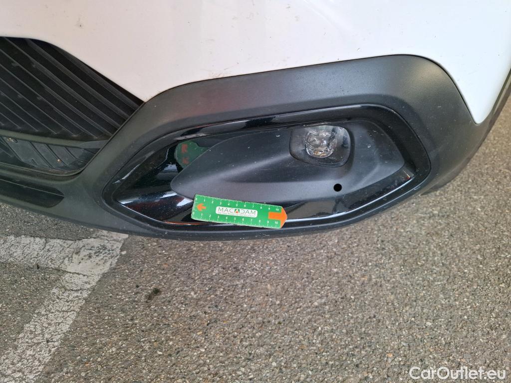  Citroen  C4  Berline Feel 1.5 BlueHDI 130CV BVA8 E6d #39