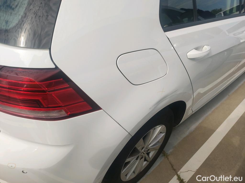  Volkswagen  Golf  VOLKSWAGEN / 2016 / 5P / berlina con portón Ready2Go 1.6 TDI 85kW (115CV) #3