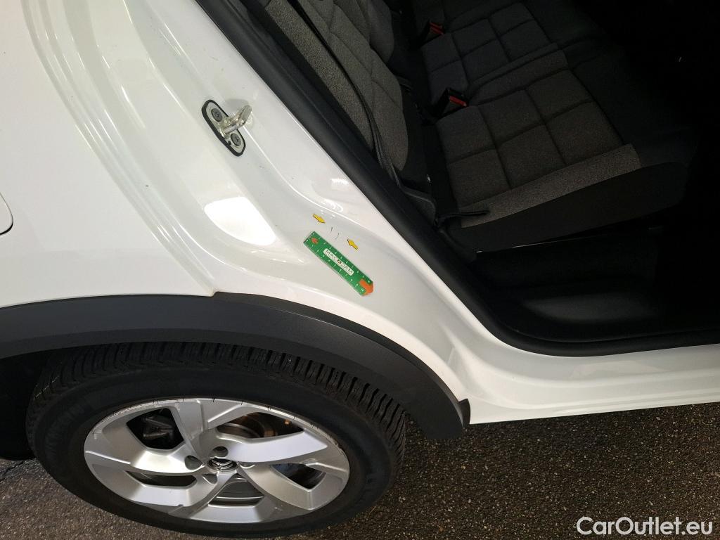  Citroen  C5 Aircross CITROEN  / 2018 / 5P / SUV Hybrid 225 ë-EAT8 Business #33