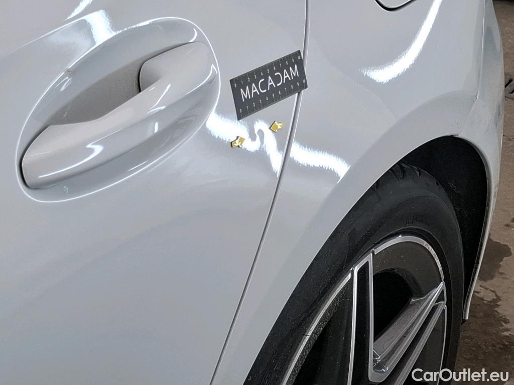  Mercedes  A-Klasse MERCEDES-BENZ Classe A Compact / 2018 / 5P / Berline A 180 AMG Line #87