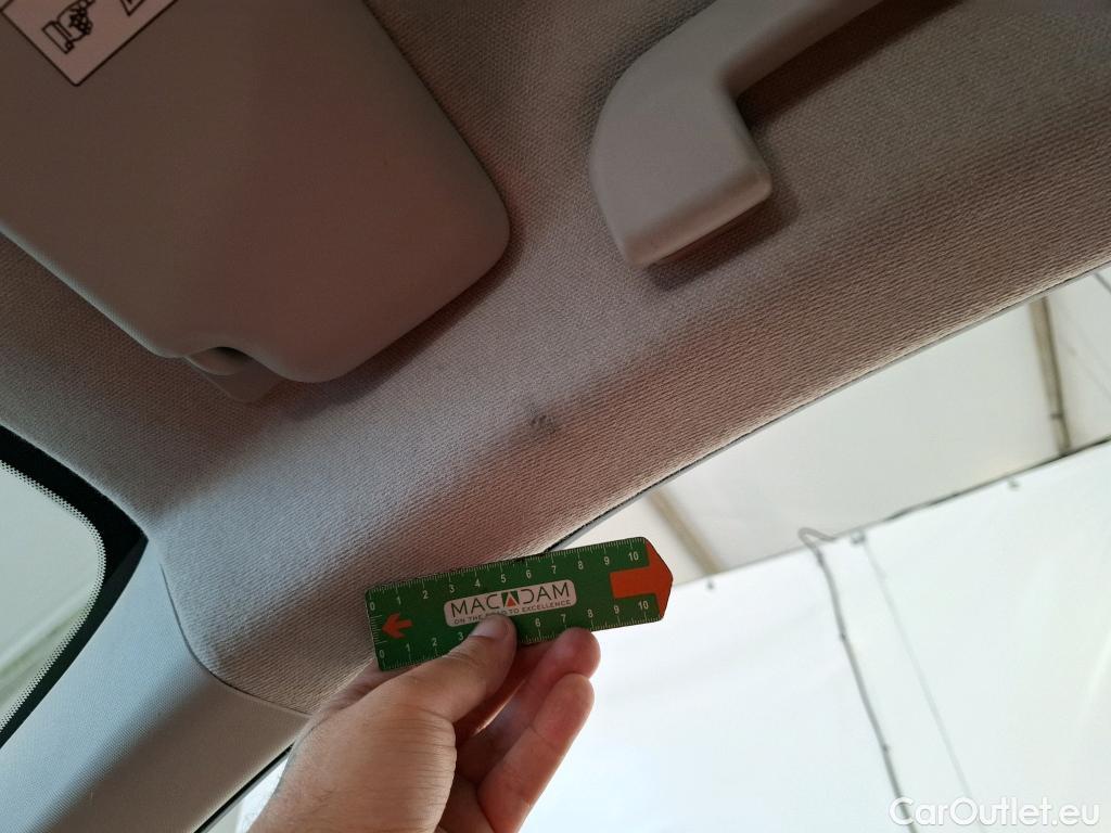  Citroen  C4  Berline Feel 1.5 BlueHDI 130CV BVA8 E6d #14