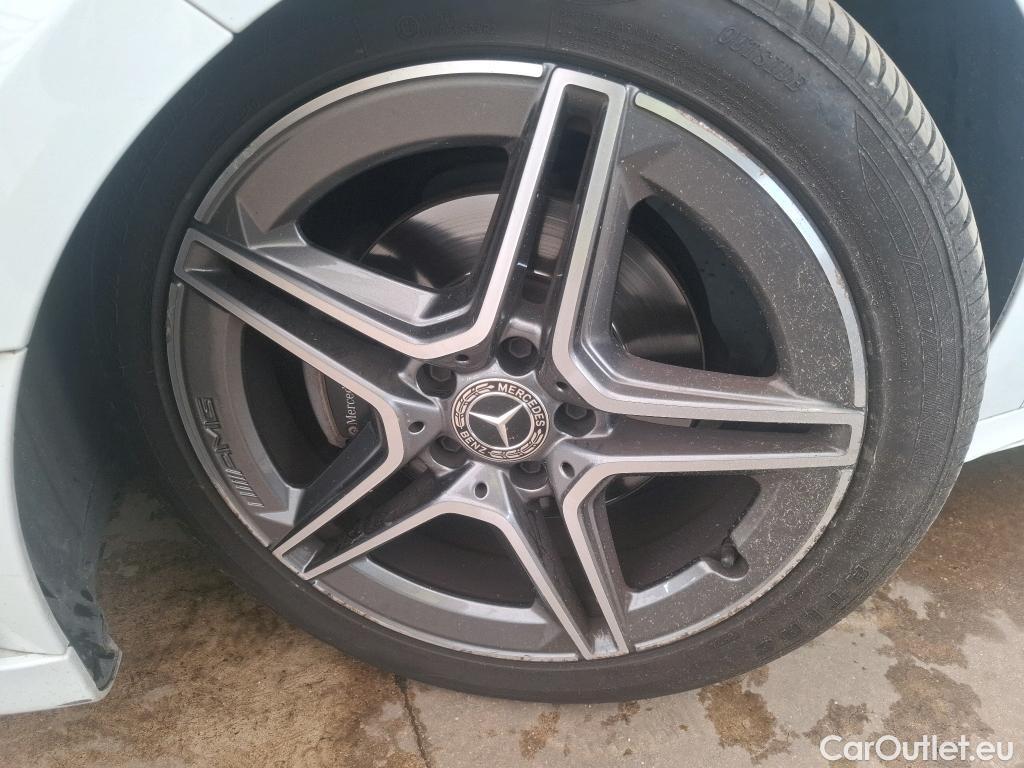  Mercedes  A-Klasse MERCEDES-BENZ Classe A Compact / 2018 / 5P / Berline A 180 AMG Line #51