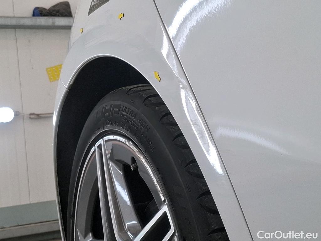  Mercedes  A-Klasse MERCEDES-BENZ Classe A Compact / 2018 / 5P / Berline A 180 AMG Line #9