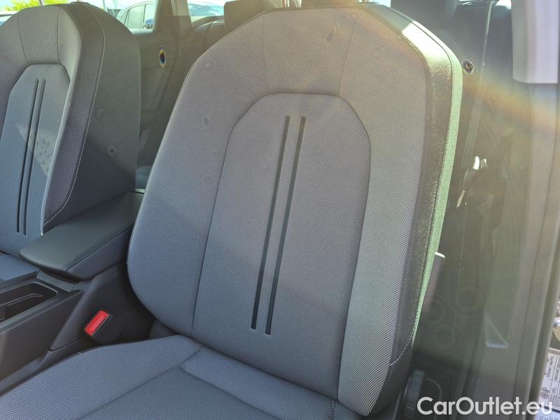  Seat  Leon  (KLG) (2024)  ST 1.5 TSI 150 Style 5d #3