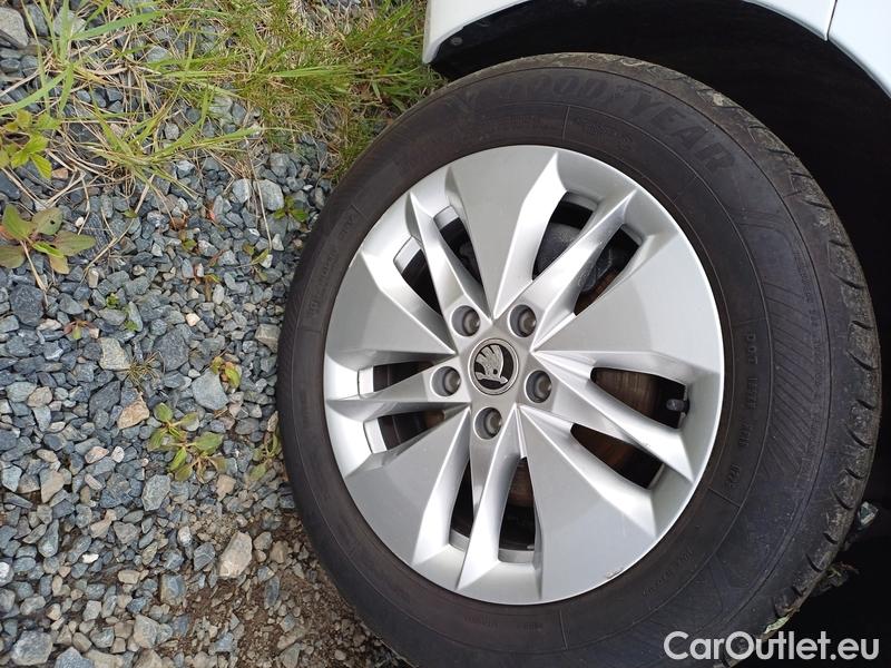  Skoda  Octavia  Combi (NX3)(2020) Oct.Combi 2.0TDI 85 Ambition #2