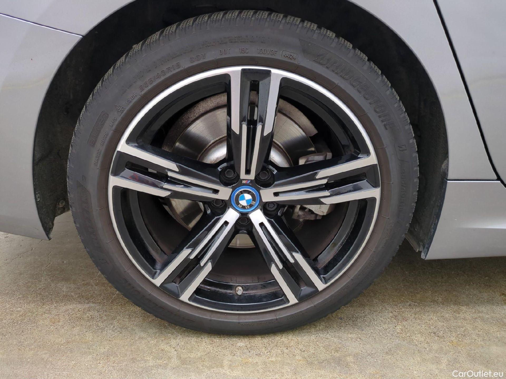  Bmw  Serie 3 BMW Série 3 Touring / 2022 / 5P / Break 320e 204ch M Sport BVA8 Hybride LOT BMW #7