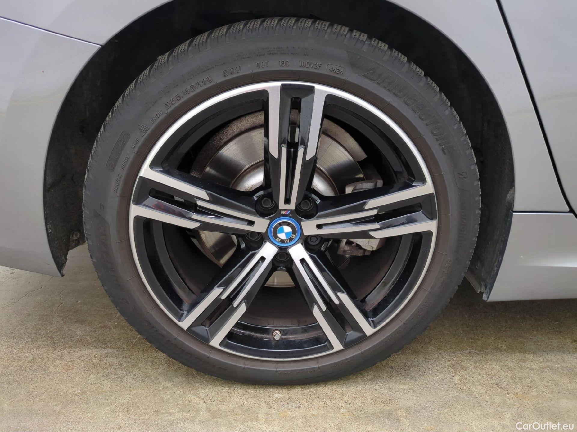  Bmw  Serie 3 BMW Série 3 Touring / 2022 / 5P / Break 320e 204ch M Sport BVA8 Hybride LOT BMW #6