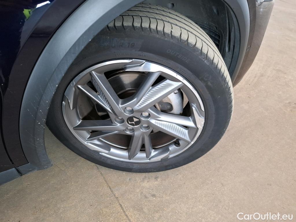  DS  DS7 DS DS 7 Crossback / 2017 / 5P / SUV E-TENSE 4x4 300 Grand Chic #9