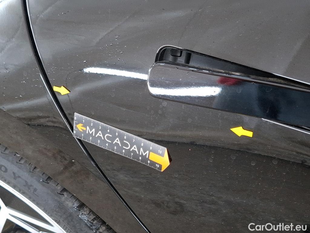  Hyundai   Ioniq HYUNDAI 6 / 2022 / 4P / Berline BEV 77kWh 229ch Executive #19