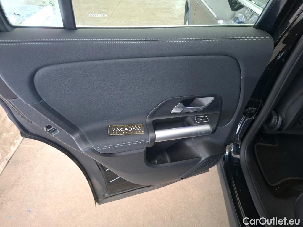  Mercedes  EQA MERCEDES-BENZ  / 2021 / 5P / SUV  250 Business Line #1