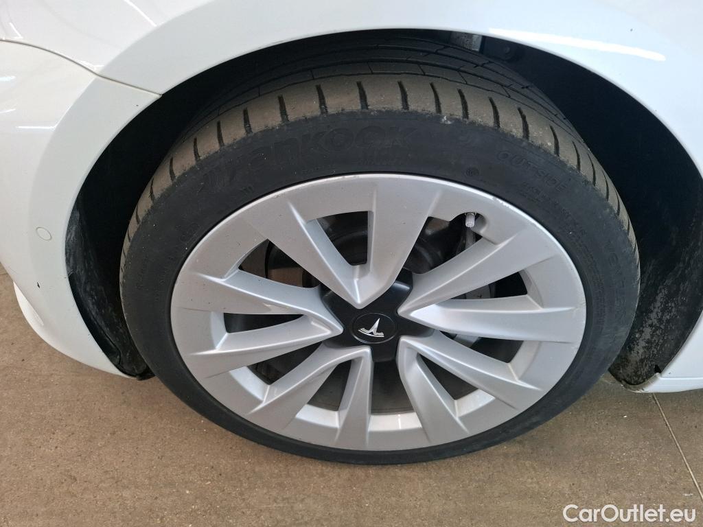  Tesla  Model 3 TESLA  / 2018 / 4P / Berline Autonomie Standard Plus RWD #18