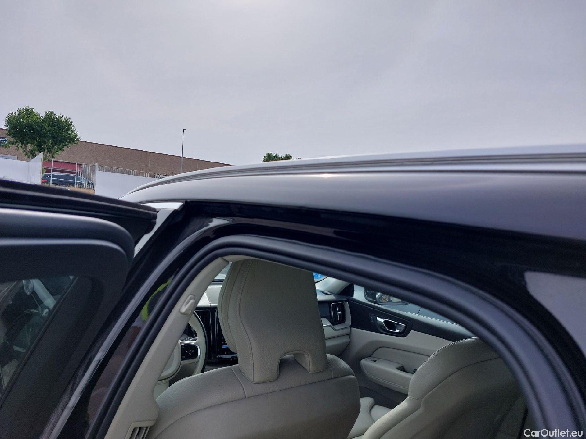  Volvo  XC60 VOLVO  / 2017 / 5P / todoterreno 2.0 T6 AWD Recharge Inscription Auto #15