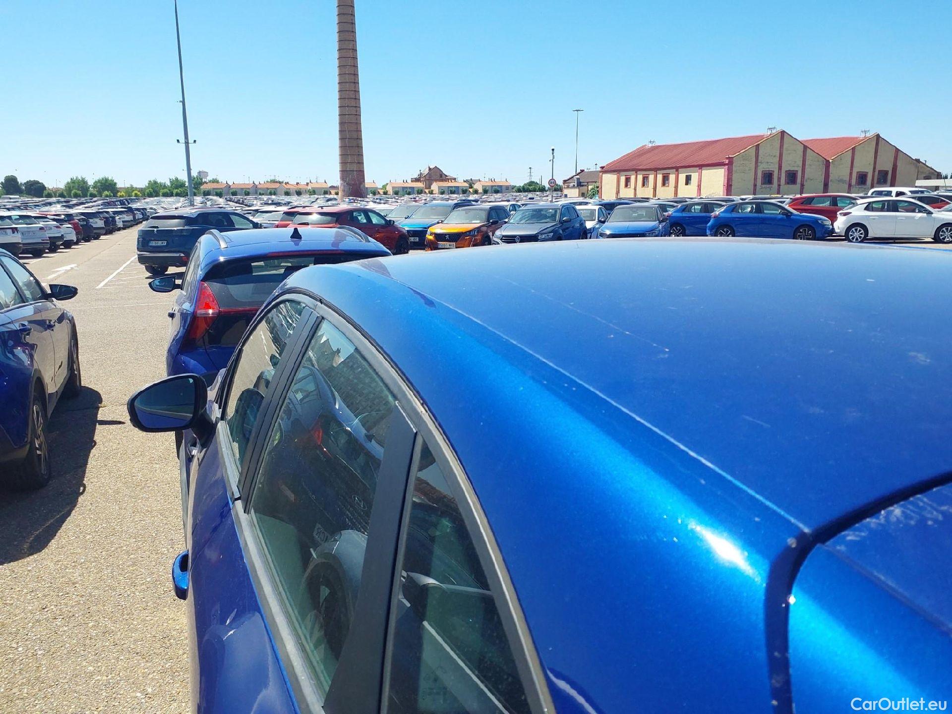  Renault  Captur RENAULT  / 2020 / 5P / todoterreno equilibre TCe 67kW (90CV) #25