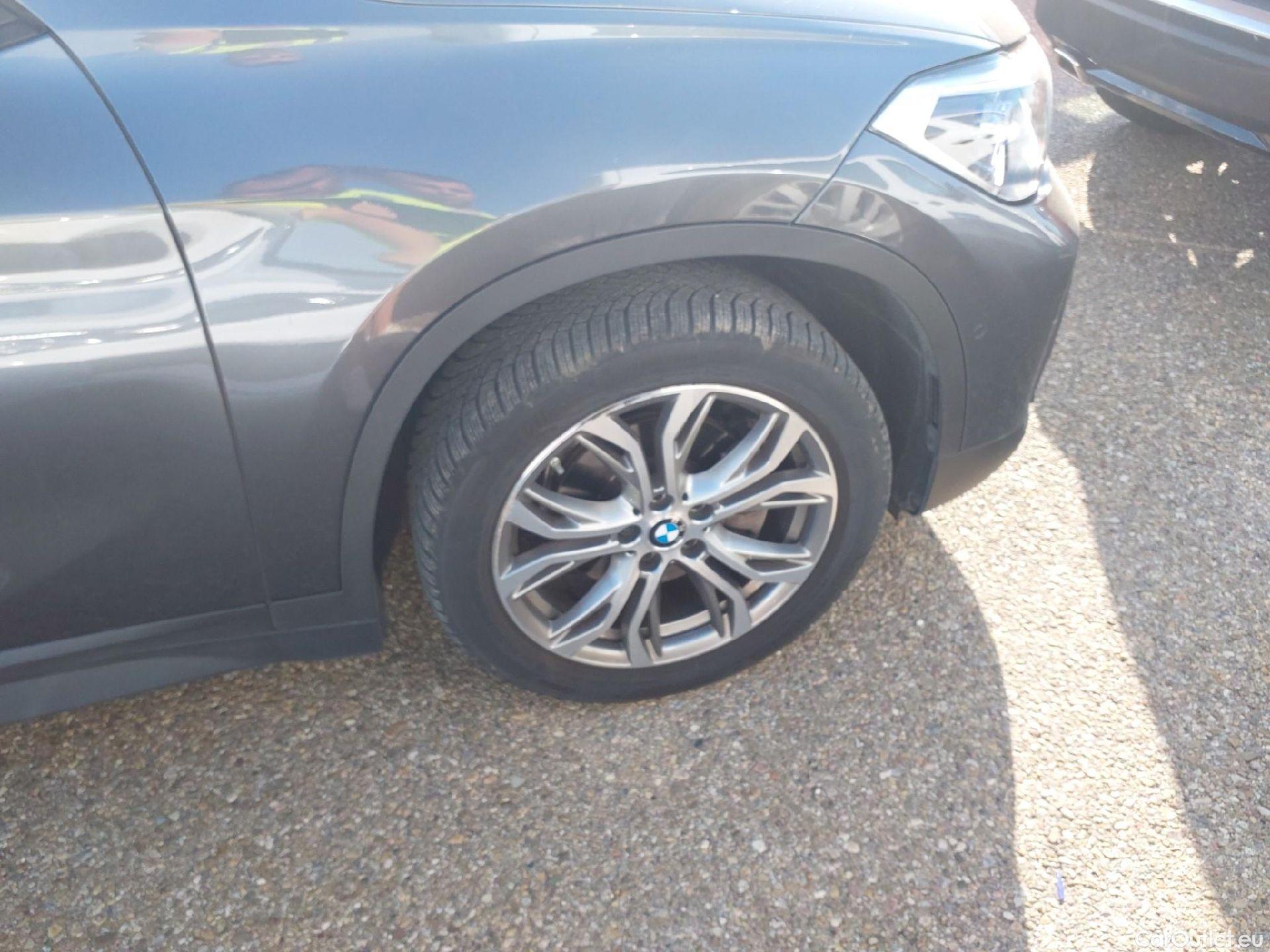  Bmw  X1 BMW  sDrive18iA #16