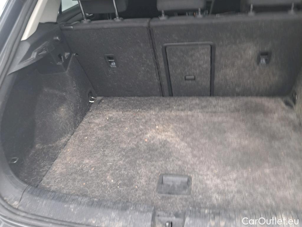  Volkswagen  T-ROC VOLKSWAGEN  / 2017 / 5P / todoterreno Advance 2.0 TDI 110kW (150CV) DSG (AC2) #5