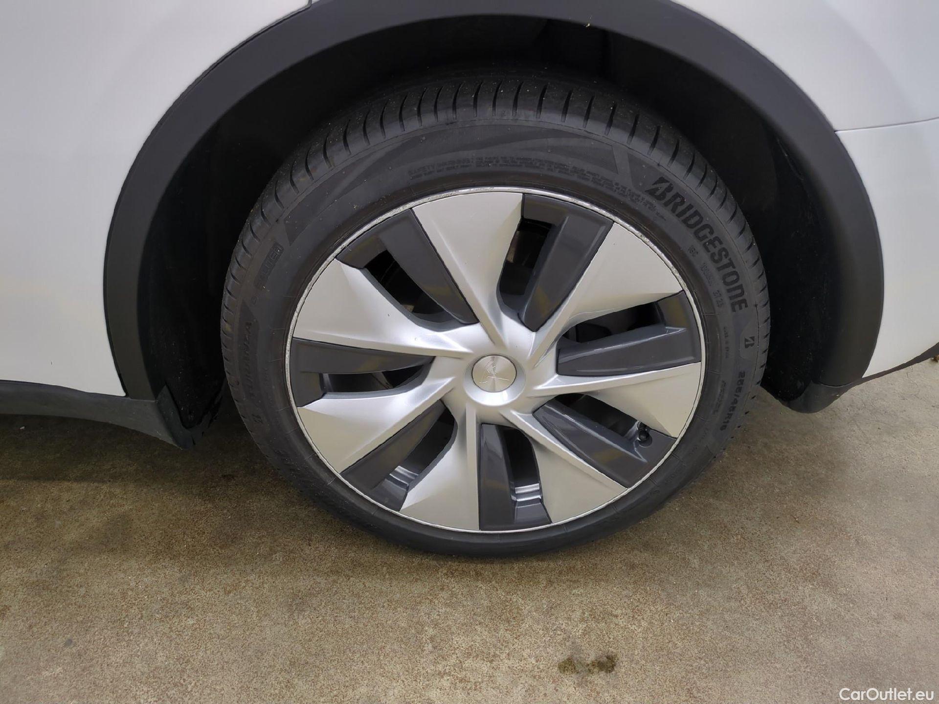  Tesla  Model Y TESLA  / 2021 / 5P / SUV RWD #6