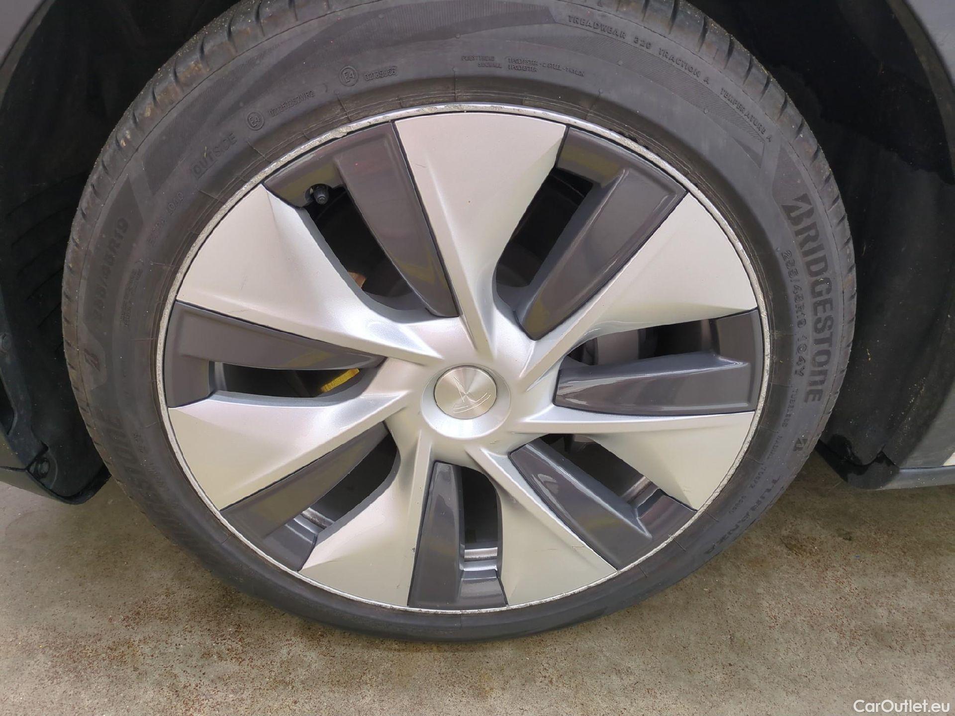  Tesla  Model Y TESLA  / 2021 / 5P / SUV RWD #1