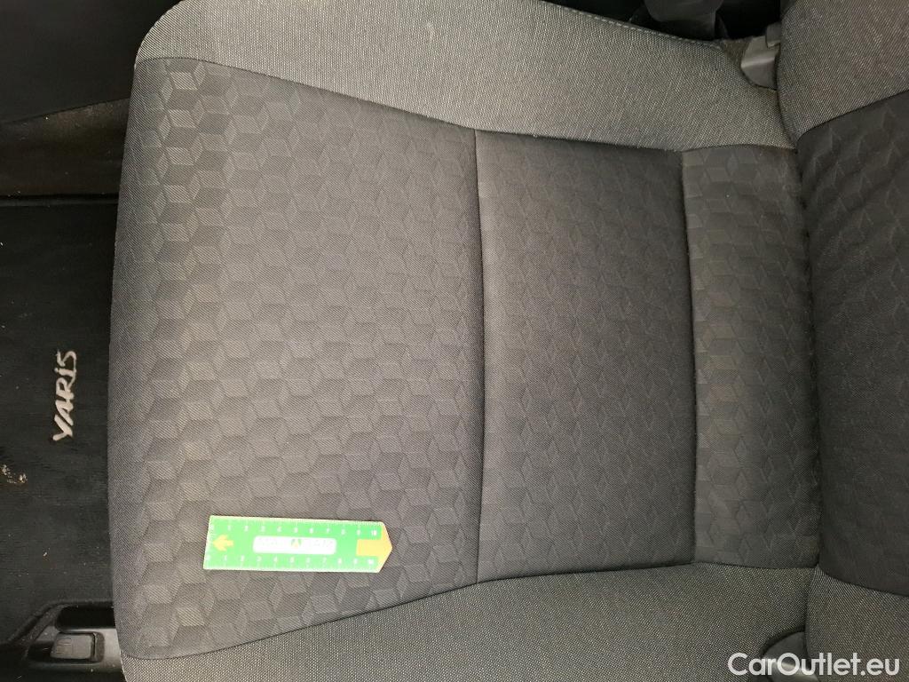  Toyota  Yaris TOYOTA  Hybride / 2019 / 5P / Berline Hybride 116h Dynamic Business Beyond Zer #14