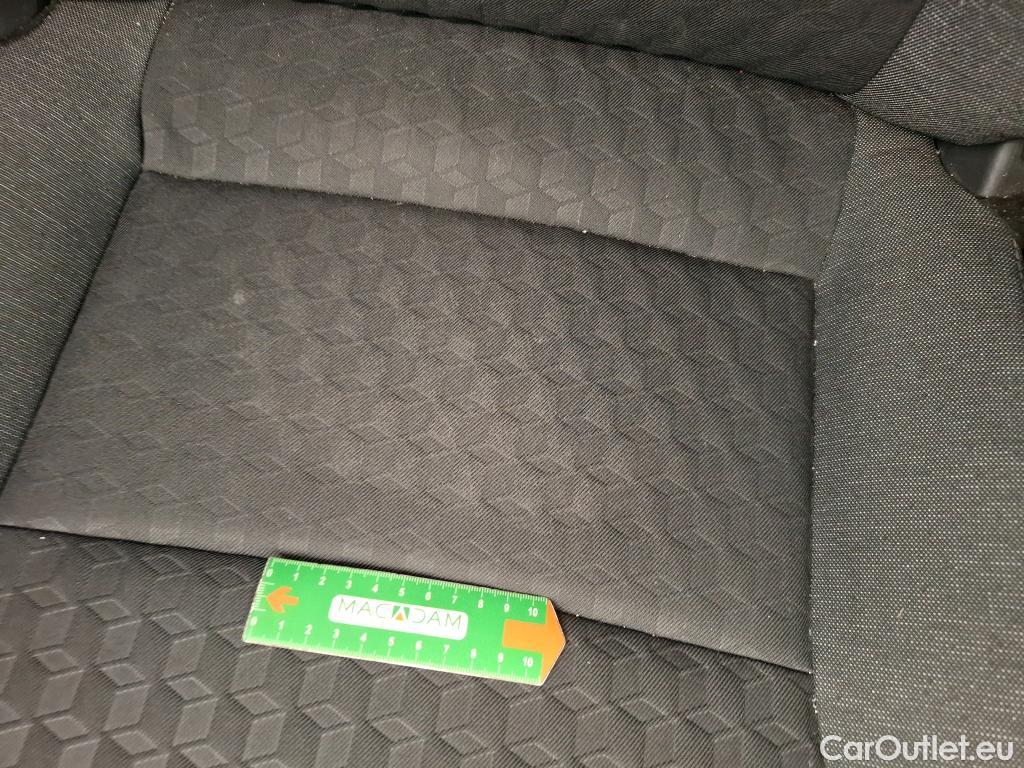  Toyota  Yaris TOYOTA  Hybride / 2019 / 5P / Berline Hybride 116h Dynamic Business Beyond Zer #15