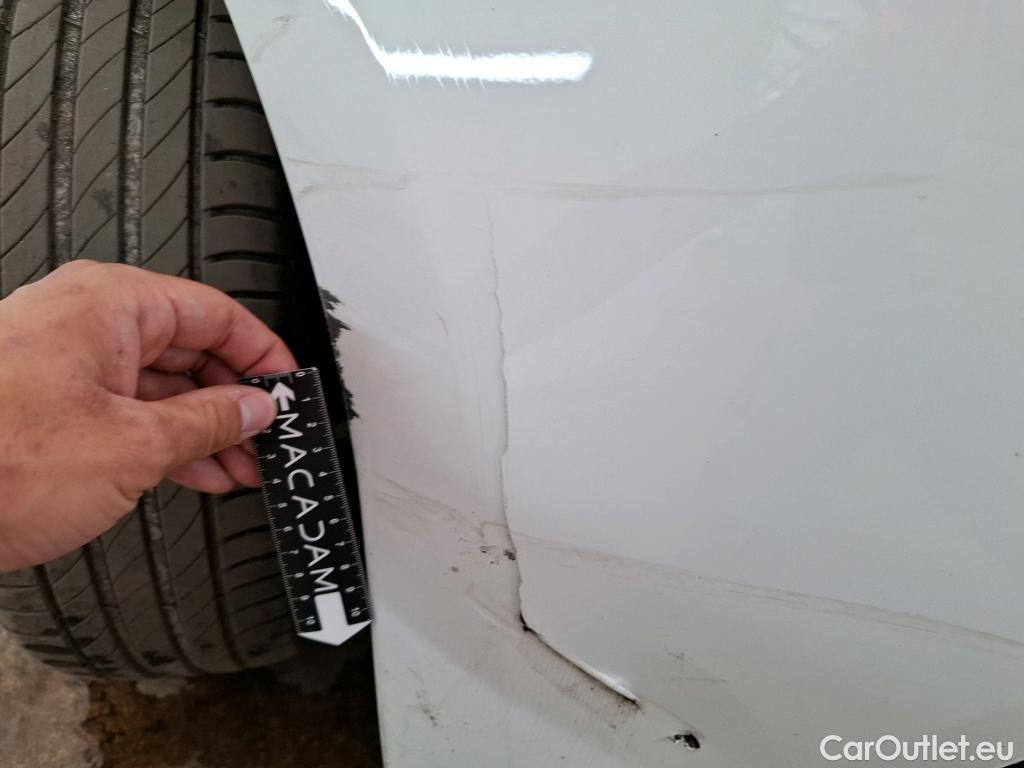  Renault  Clio  IV Air MediaNav 1.5 dCi 75CV BVM5 E6 #3