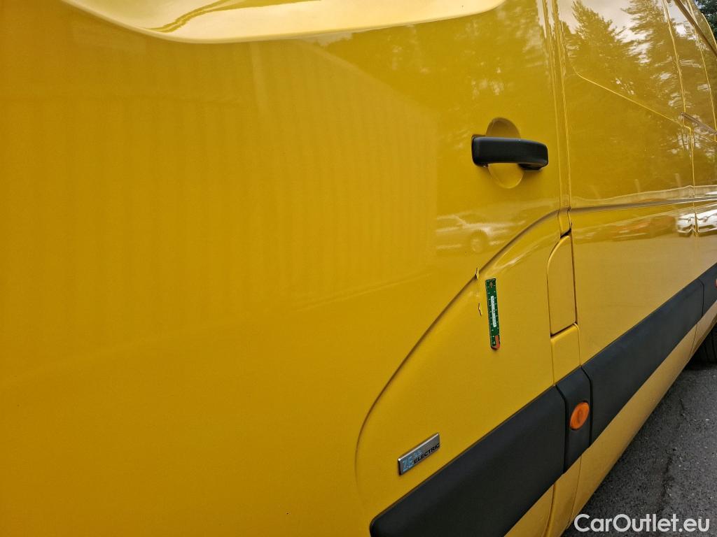  Renault  Master RENAULT  / 2019 / 4P / Fourgon tôlé FG Z.E.Tr CF F3100 L3H2 R75 AI - 19 #51