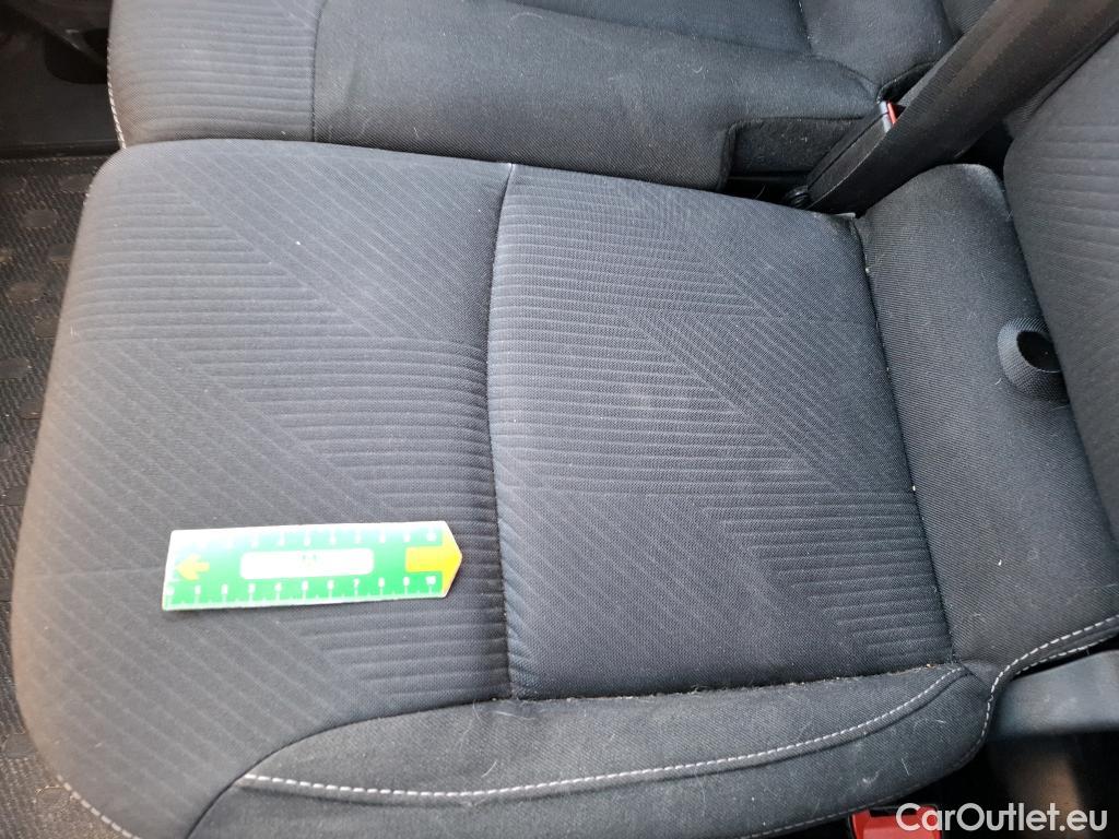  Renault  Trafic RENAULT   2019  4P Fourgon tole FG GCF L1H1 1000 Energy dCi 145 EDC #17