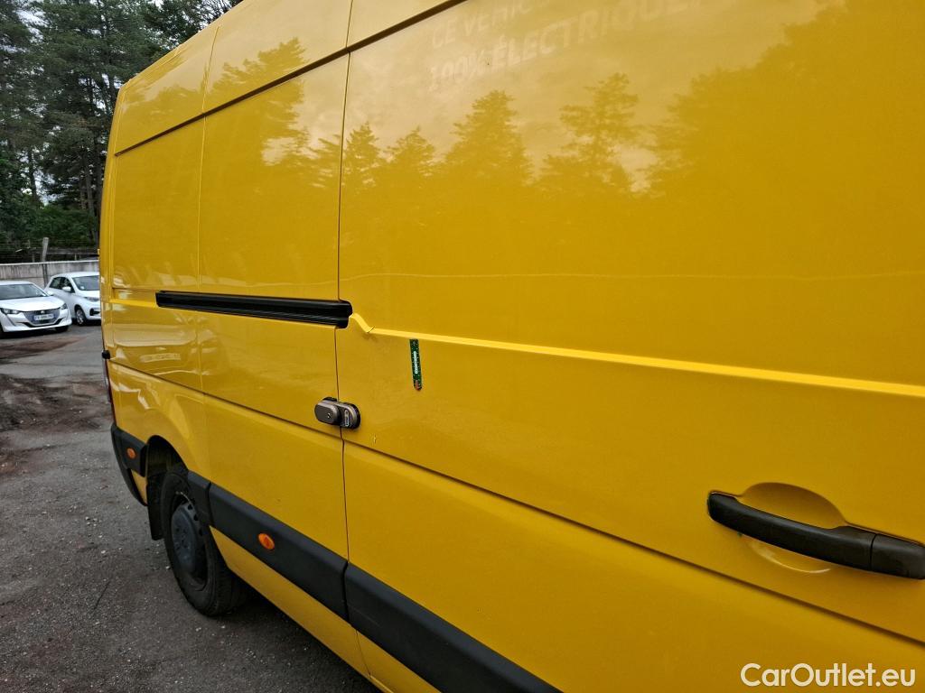  Renault  Master RENAULT  / 2019 / 4P / Fourgon tôlé FG Z.E.Tr CF F3100 L3H2 R75 AI - 19 #1