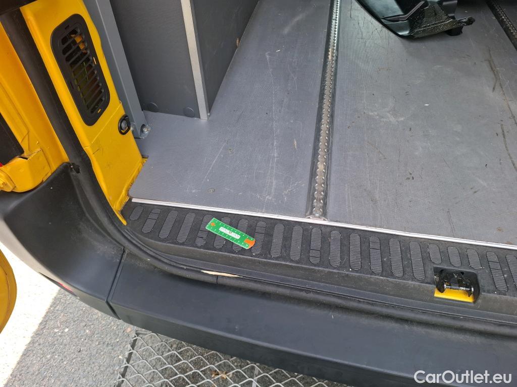  Renault  Master RENAULT  / 2019 / 4P / Fourgon tôlé FG Z.E.Tr CF F3100 L3H2 R75 AI - 19 #36