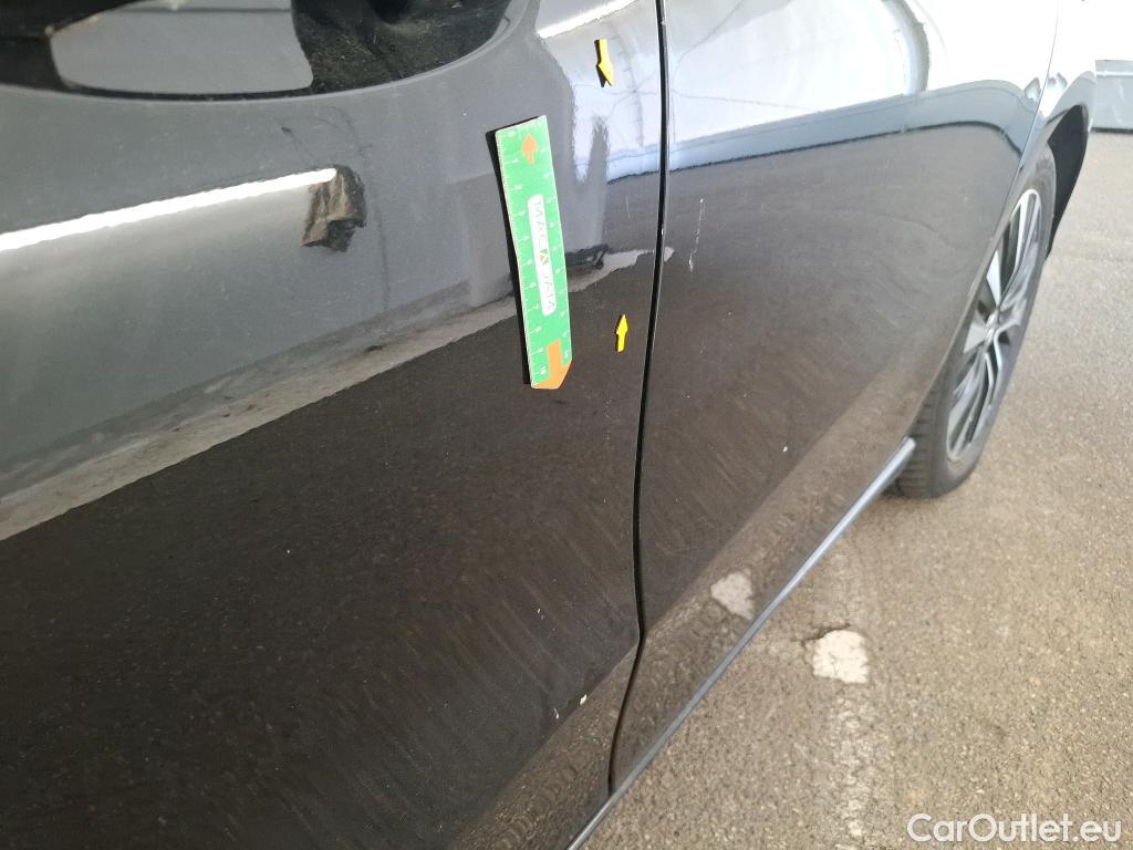  Mercedes  A-Klasse MERCEDES-BENZ Classe A Berline / 2018 / 4P / Berline A 180 Business Line 7G-DCT #11