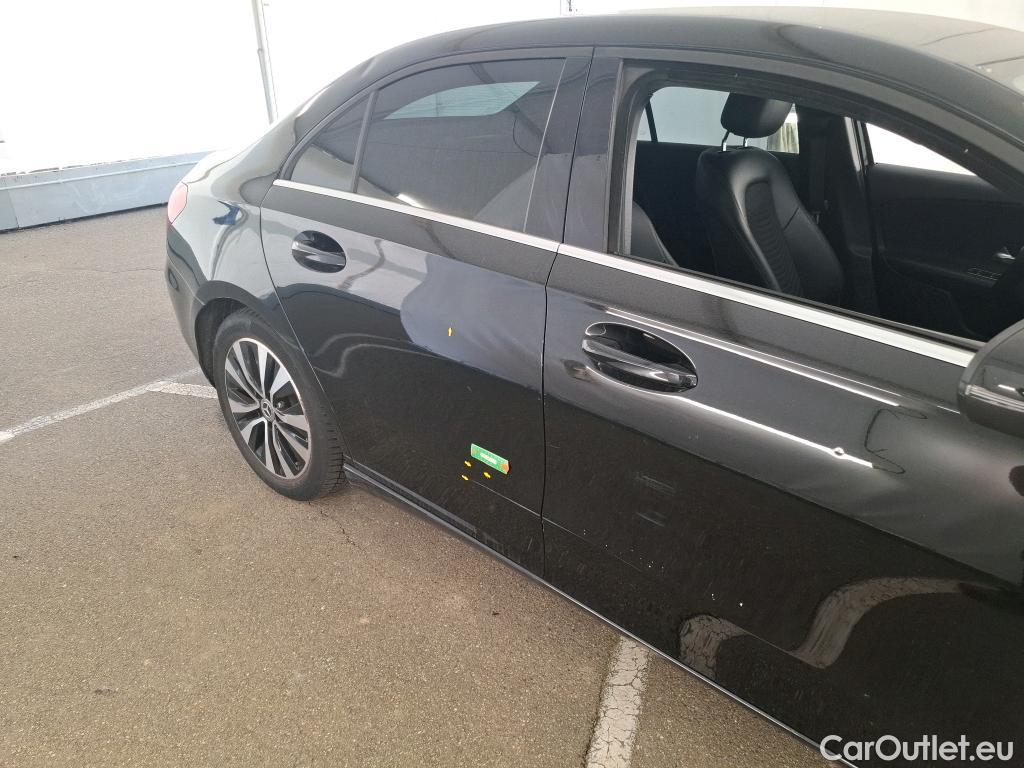  Mercedes  A-Klasse MERCEDES-BENZ Classe A Berline / 2018 / 4P / Berline A 180 Business Line 7G-DCT #34
