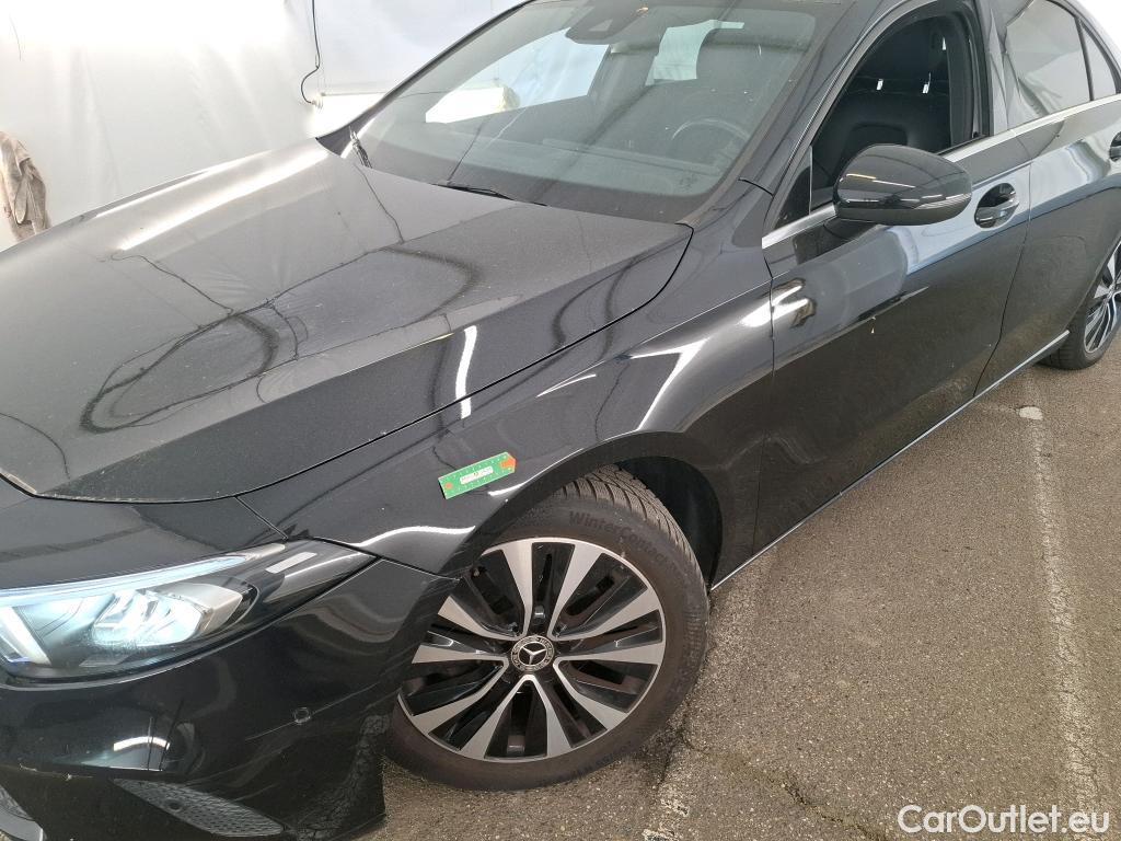  Mercedes  A-Klasse MERCEDES-BENZ Classe A Berline / 2018 / 4P / Berline A 180 Business Line 7G-DCT #13