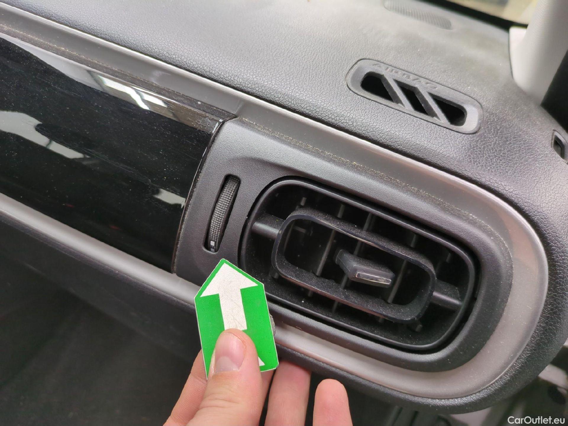  Citroen  C3  Feel Pack 1.2 PureTech 80CV BVM5 E6d #3