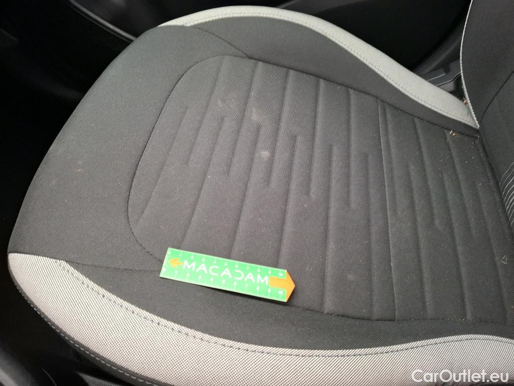  Hyundai  i10  Intuitive 1.0 65CV BVM5 E6d #3