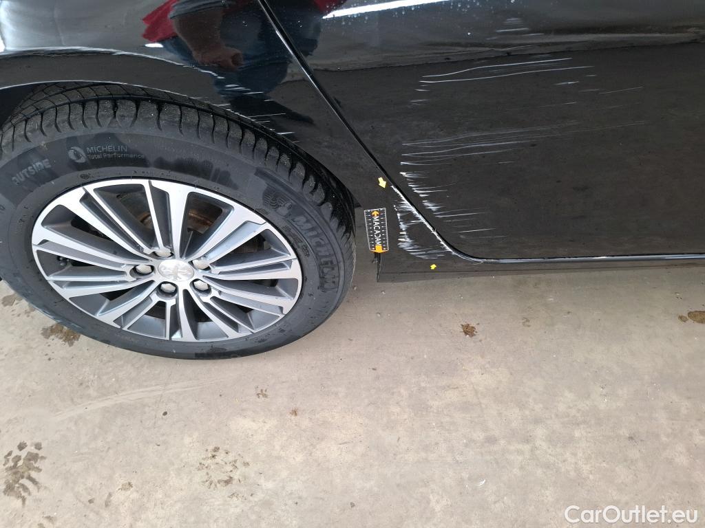  Peugeot  308  Allure Business 1.5 HDi 130CV BVA8 E6d #16