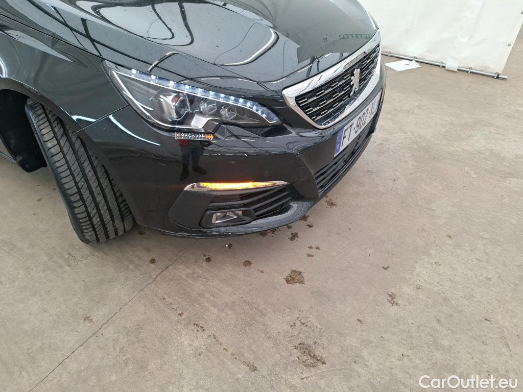  Peugeot  308  Allure Business 1.5 HDi 130CV BVA8 E6d #23